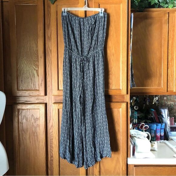 BLUE LIFE Strapless Wide Leg Crop Jumpsuit Romper - S - Picture 1 of 13